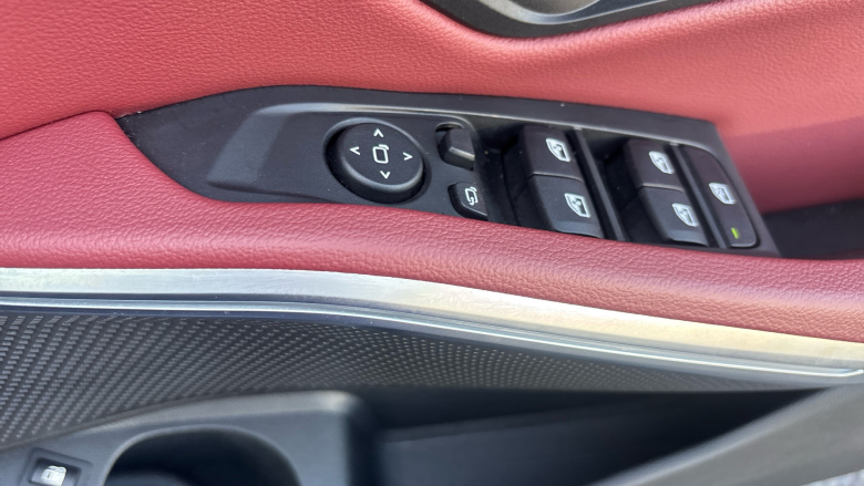 BMW 3 Series 330e M Sport 4dr Step Auto Saloon